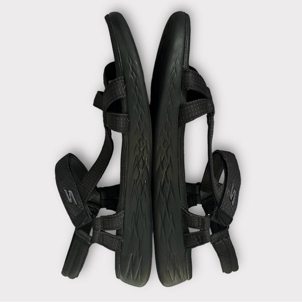 SOLD*********Skechers On the GO 600 Brilliancy Sandals Size 10 Black SN 15316 - Picture 6 of 16